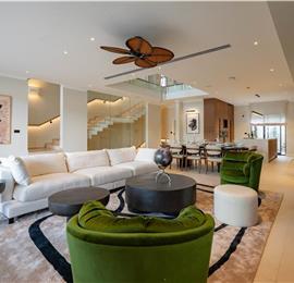 Selection of 5 bedroom seafront villas with heated pool on Ciovo near Trogir, sleeps 10
